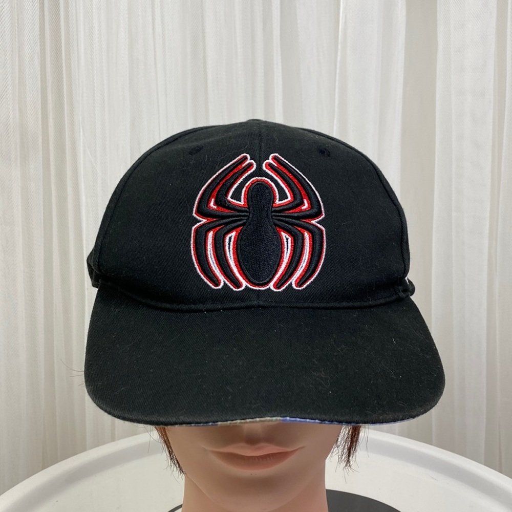 Spider-man hat by Marvel ultimate
